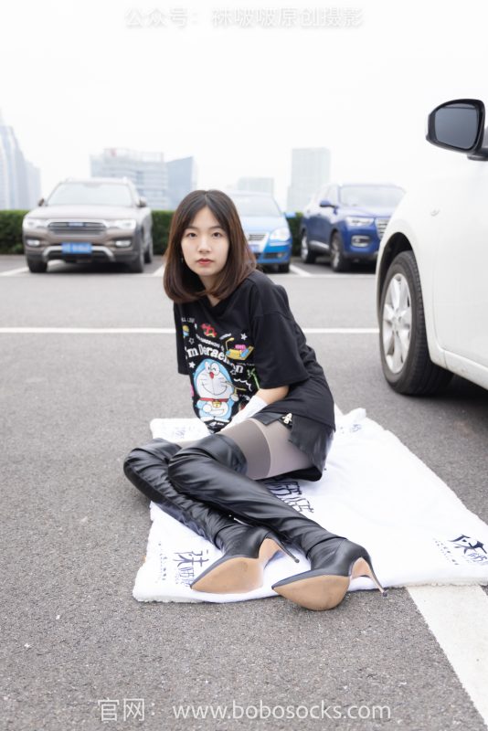 袜啵啵146期：小甜豆-高跟长靴、黑色踩脚裤（在肉丝里打底）、肉丝（脚尖加固款）-觅颜社