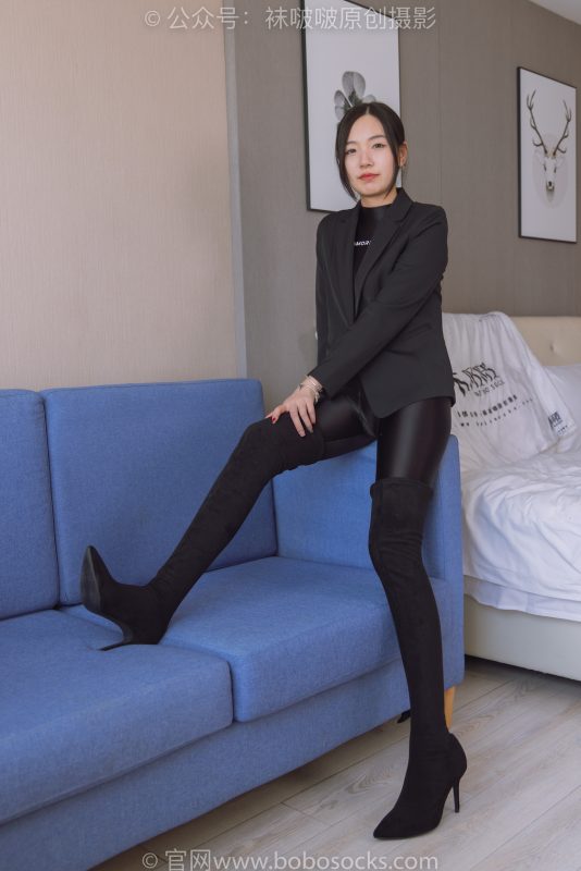 袜啵啵188期：小甜豆-连体泳衣、高跟长靴、短肉丝（脚尖加固款）、裸足-觅颜社