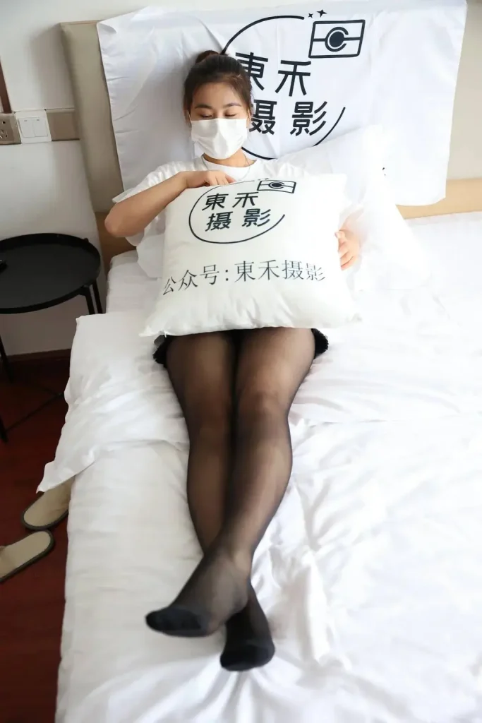 图片[2]-三禾摄影 NO.004 黑丝大腿袜