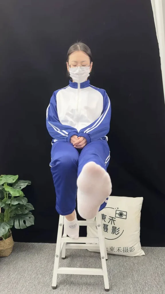 图片[4]-三禾摄影 NO.008 校服 帆布鞋 船袜 短丝