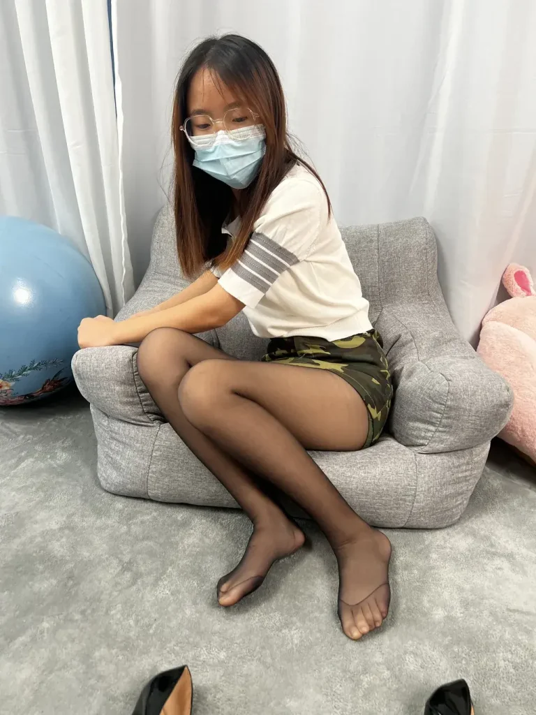 图片[3]-三禾摄影 NO.022 短裙 黑丝 高跟