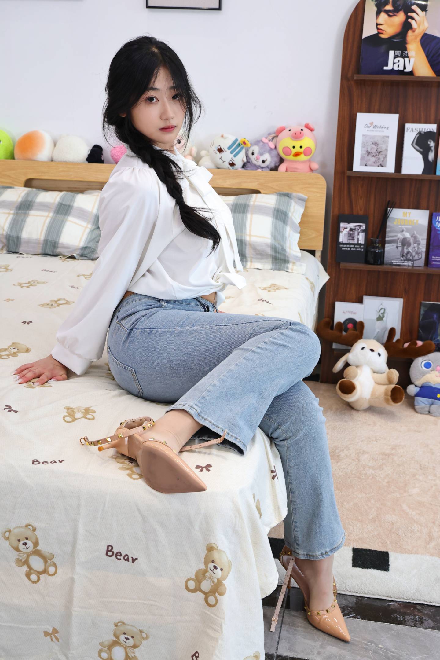 图片[2]-绮梦摄影 第595期 卓卓 无印珍藏版 [297P-154P-2V-13.9G]